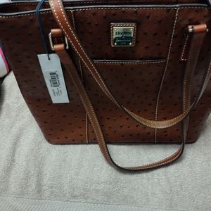 Dooney and Bourke square zipped bag